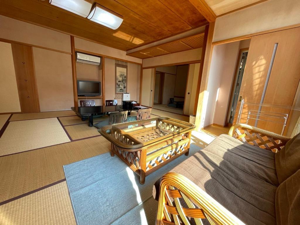 Katsura No Izumi Hotel Izunokuni Exterior photo